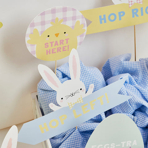 Easter Egg Hunt Signs & Rosettes Kit