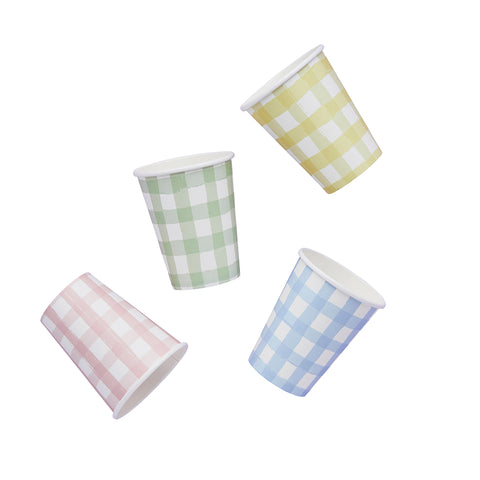 8 Gingham Paper Cups