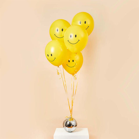 5 Smiley Balloons